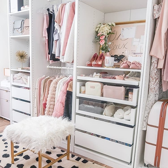 @bethybd POSH PARTY LIVE Now!! Badged/Featured Party Host Send to OPEN ➕️ for HP - Picture 3 of 15